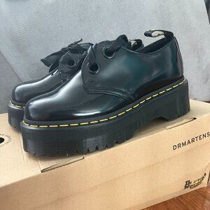 Dr. Marten's Holly (ONLY WORN ONCE) Size US 6